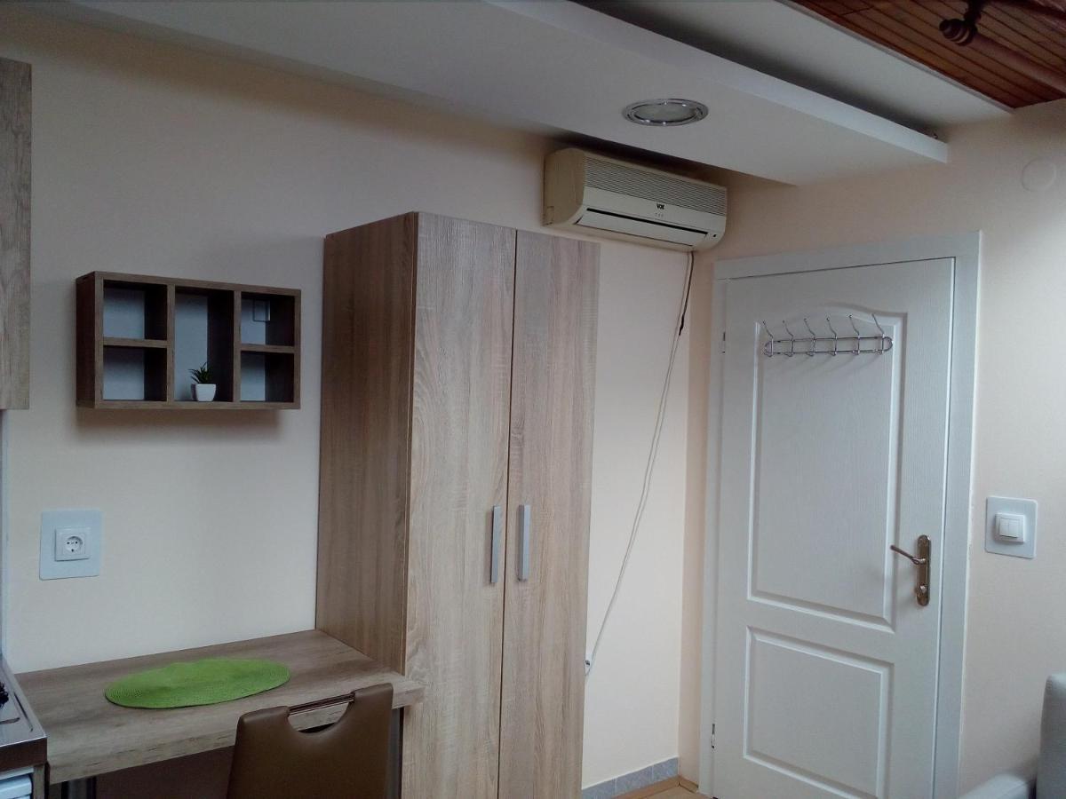Apartmani Sara Novi Sad Exteriér fotografie